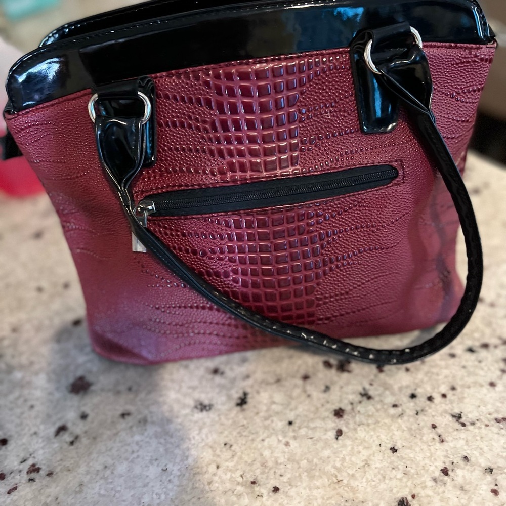 Handbag - Picture 2 of 3